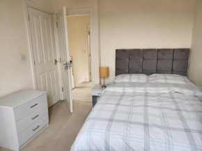 Comfy 3 bedroom House in Leicester